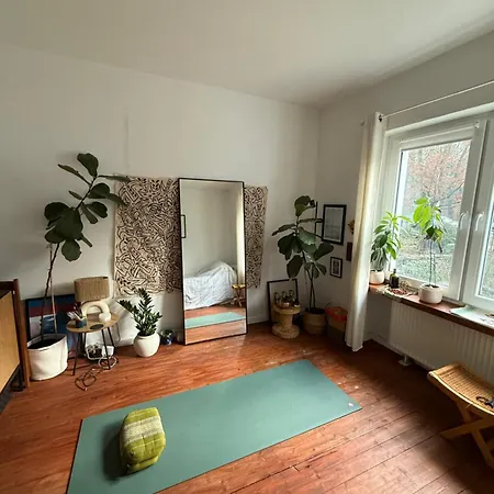 Warm And Bright Homestay szállás *